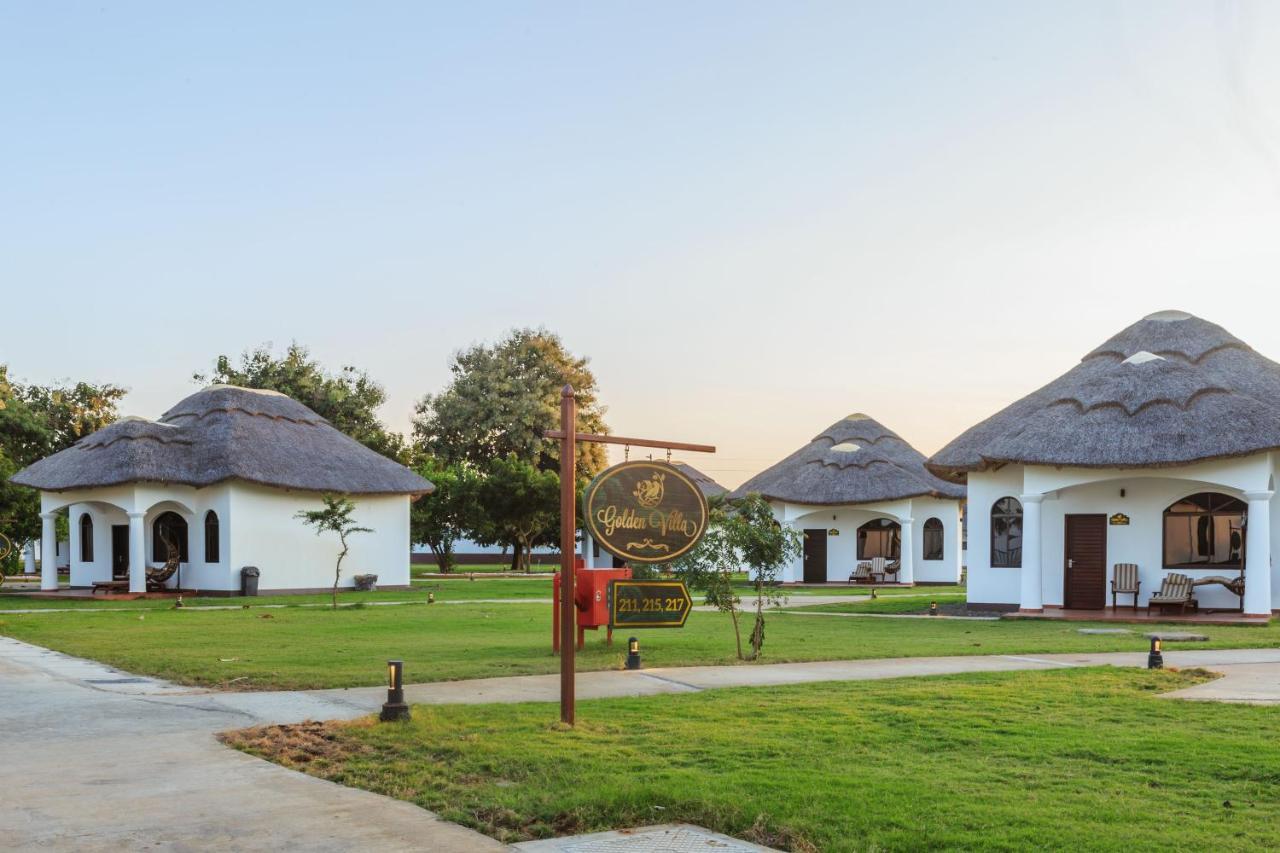 Aya Sophia Villa Garden Hotel Darüsselam Dış mekan fotoğraf