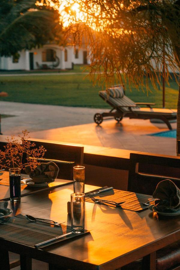 Aya Sophia Villa Garden Hotel Darüsselam Dış mekan fotoğraf